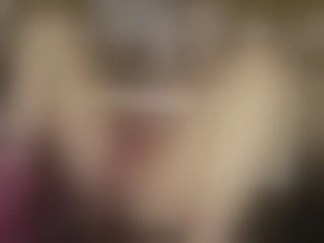 Live sex webcam photo for TaylorLove303 #292276121