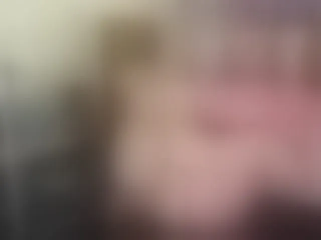 Live sex webcam photo for TaylorLove303 #292672441