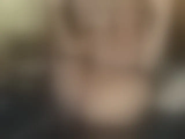 Live sex webcam photo for TaylorLove303 #293215086