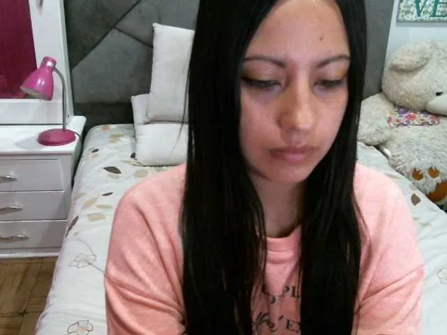 Live sex webcam photo for TaylorMegan #277795793