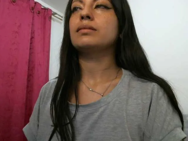 Live sex webcam photo for TaylorMegan #290320623