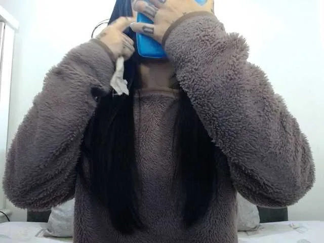 Live sex webcam photo for TaylorMegan #291776101