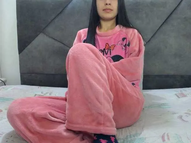 Live sex webcam photo for TaylorMegan #291829212