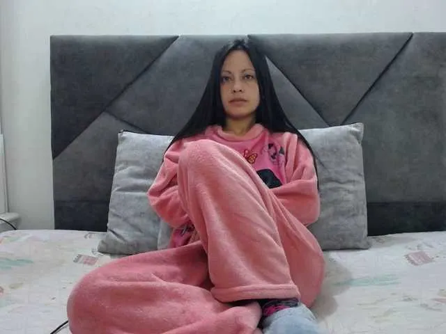 Live sex webcam photo for TaylorMegan #291883899