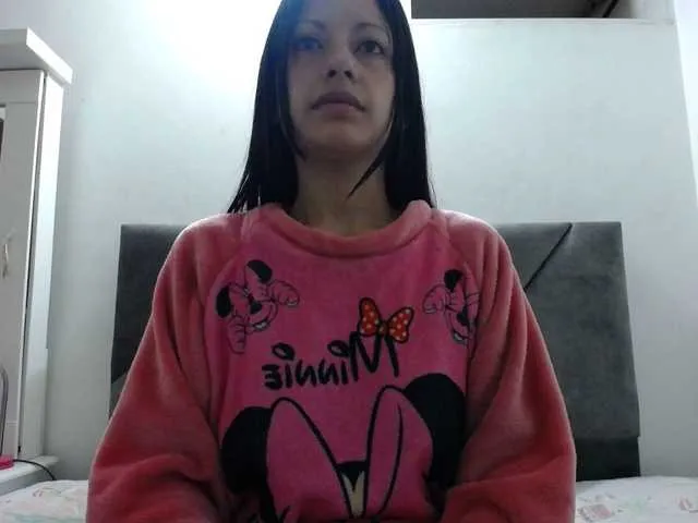 Live sex webcam photo for TaylorMegan #291892752