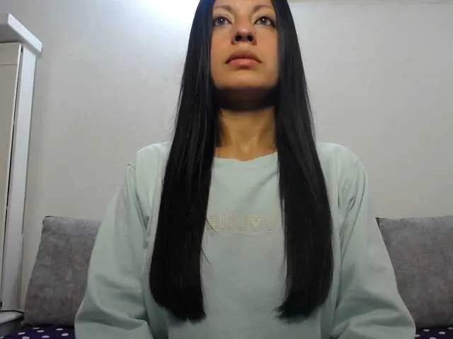 Live sex webcam photo for TaylorMegan #292110797