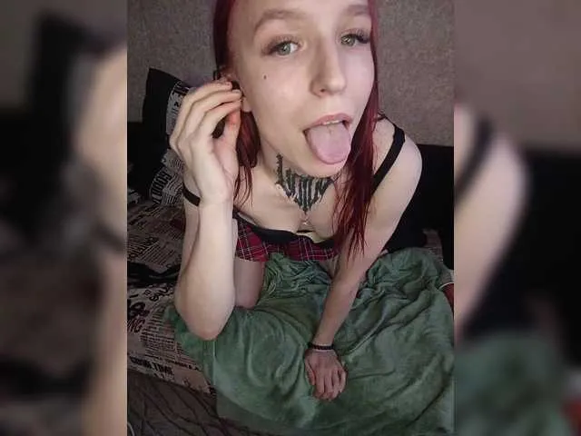 Live sex webcam photo for TearPrincess #291413348