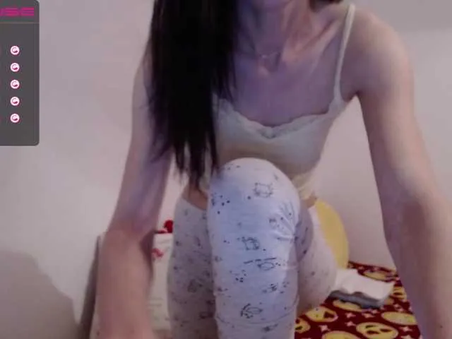 Live sex webcam photo for Teeo02 #271703946