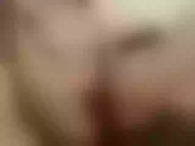 Live sex webcam photo for Teeo02 #274378652