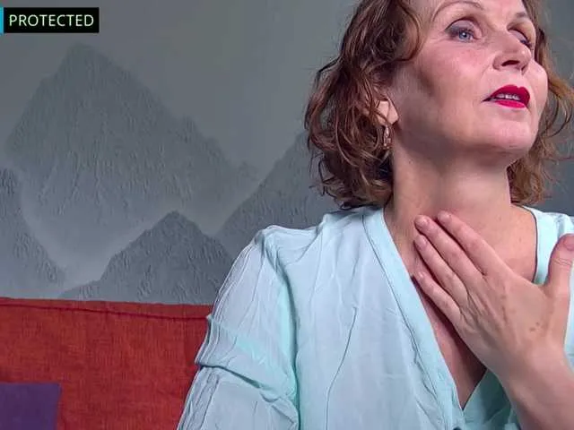 Live sex webcam photo for TeffiErotta #291103520