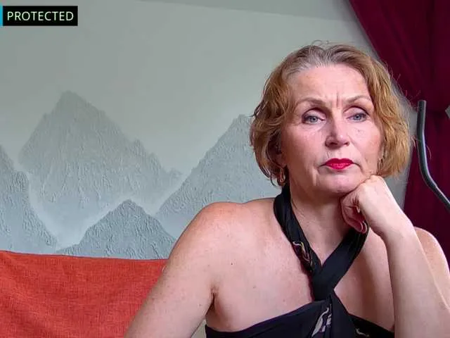 Live sex webcam photo for TeffiErotta #291204631