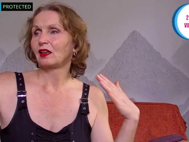 Live sex webcam photo for TeffiErotta #291866420