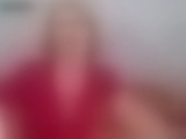Live sex webcam photo for TeffiErotta #292453382
