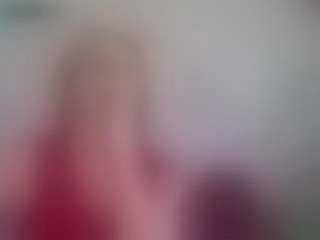 Live sex webcam photo for TeffiErotta #293391623
