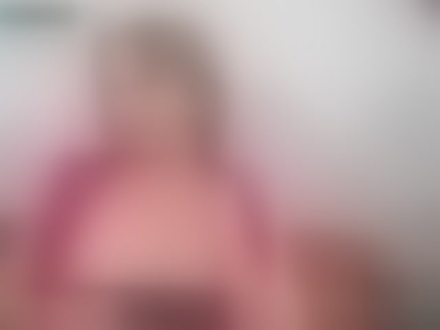 Live sex webcam photo for TeffiErotta #294140833