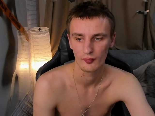 Live sex webcam photo for TelySkull #276566197