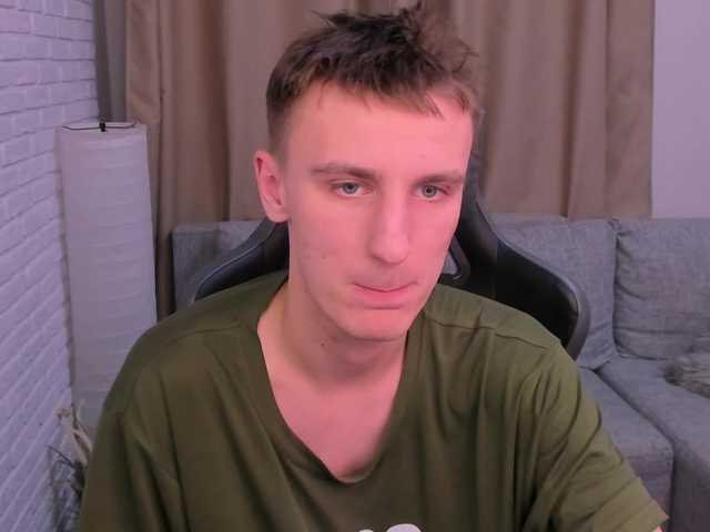 Live sex webcam photo for TelySkull #276803834