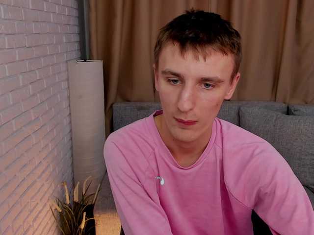 Live sex webcam photo for TelySkull #276900919