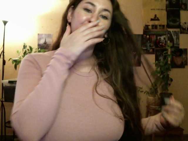 Live sex webcam photo for TemptingFable #292027320