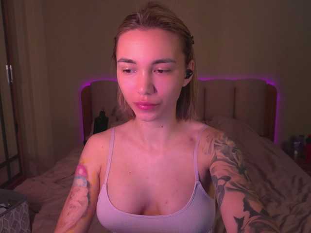 Live sex webcam photo for TeonaRose #290860421
