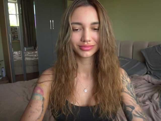 Live sex webcam photo for TeonaRose #291383416