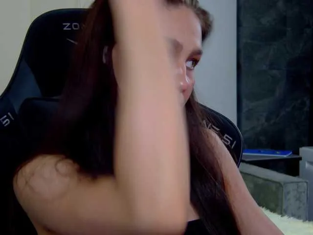 Live sex webcam photo for Teossa- #291336281