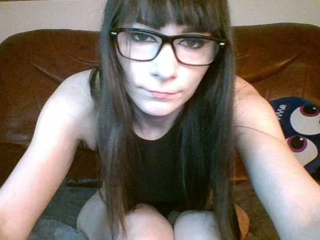 Live sex webcam photo for Terra1121 #273178299
