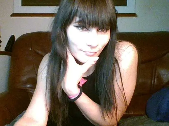 Live sex webcam photo for Terra1121 #274384644