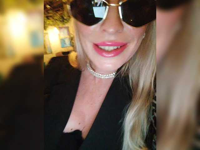 Live sex webcam photo for TerriRose #292003668