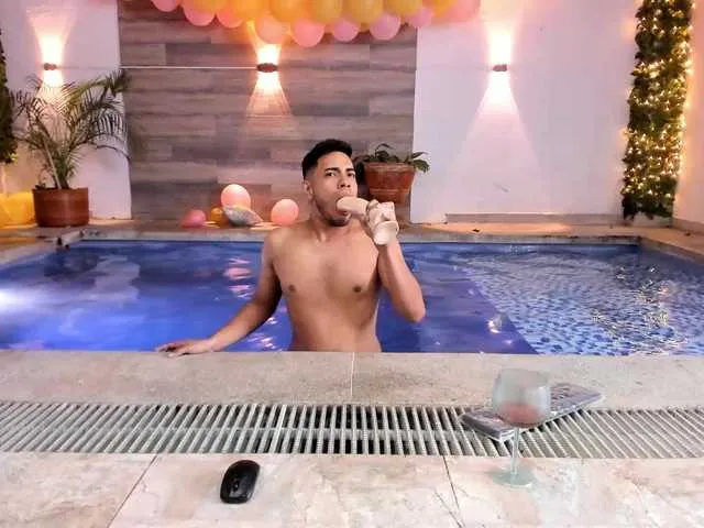 Live sex webcam photo for TerryBounce #278277579