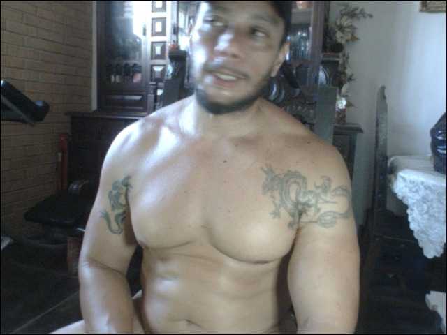 Live sex webcam photo for TerryFadull #278285387