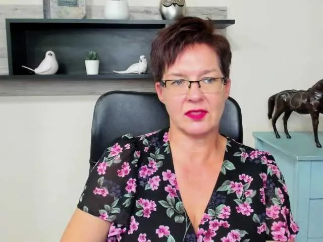 Live sex webcam photo for TerryLovex #276335323