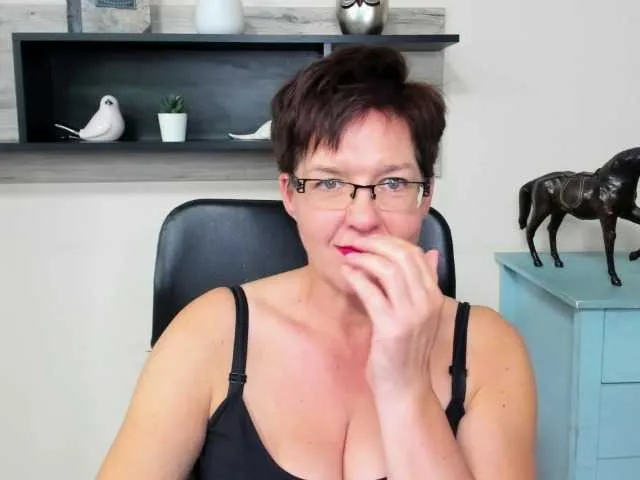 Live sex webcam photo for TerryLovex #276355141