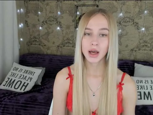 Live sex webcam photo for TeryHether #272379927