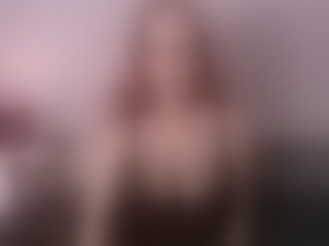 Live sex webcam photo for TessDreamy #294087054