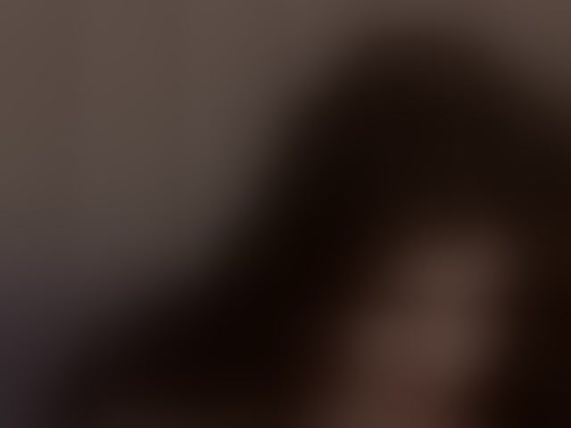 Live sex webcam photo for TessaBloom #294075597