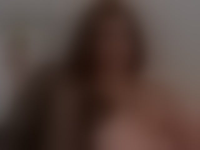 Live sex webcam photo for TessaBloom #294204367
