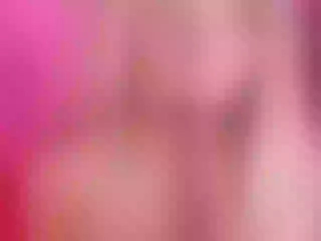 Live sex webcam photo for TessaM2 #291245742