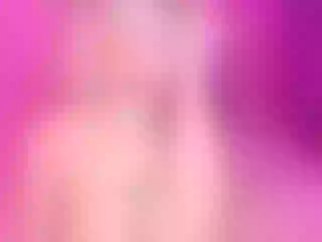 Live sex webcam photo for TessaM2 #291353132