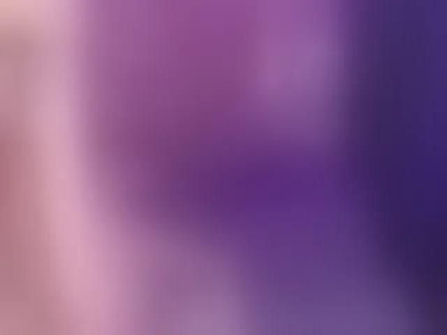 Live sex webcam photo for TessaM2 #292088236
