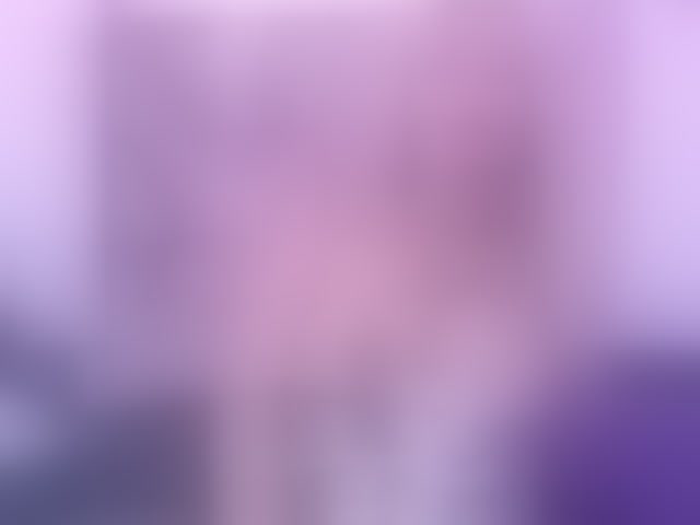 Live sex webcam photo for TessaM2 #293901682