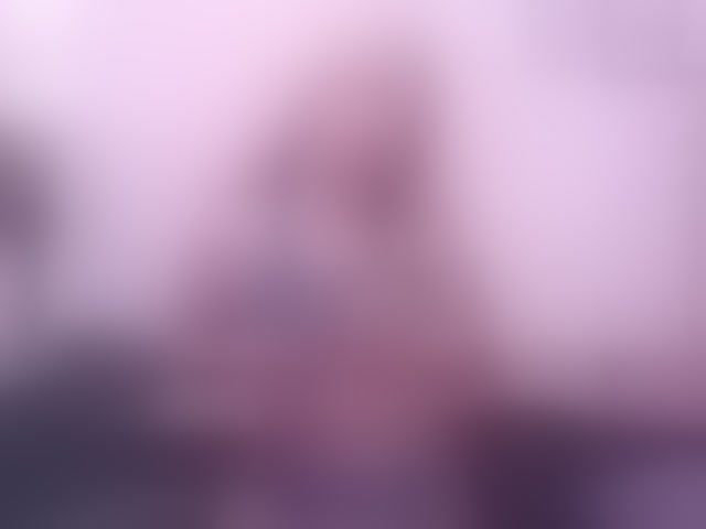 Live sex webcam photo for TessaM2 #294195997