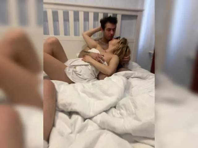 Live sex webcam photo for TeyaWarren #272719287