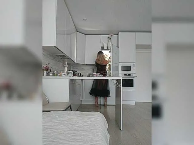 Live sex webcam photo for TeyaWarren #274068453