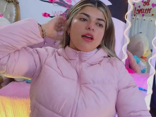 Live sex webcam photo for Thamy-tay #277164922