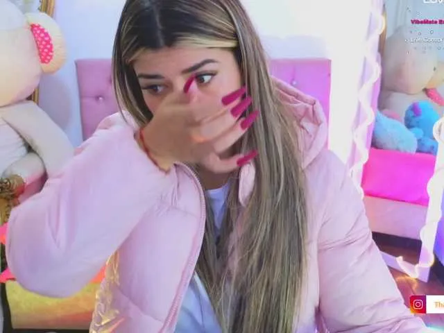 Live sex webcam photo for Thamy-tay #277332860