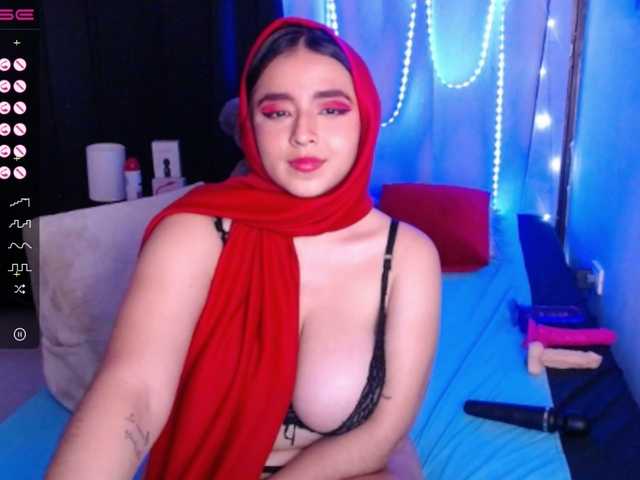 Live sex webcam photo for ThanaHaluf #273918192