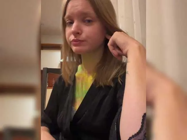 Live sex webcam photo for ThatTripPink3 #291768106