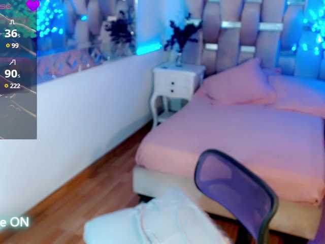 Live sex webcam photo for ThaylorSmith #290814333