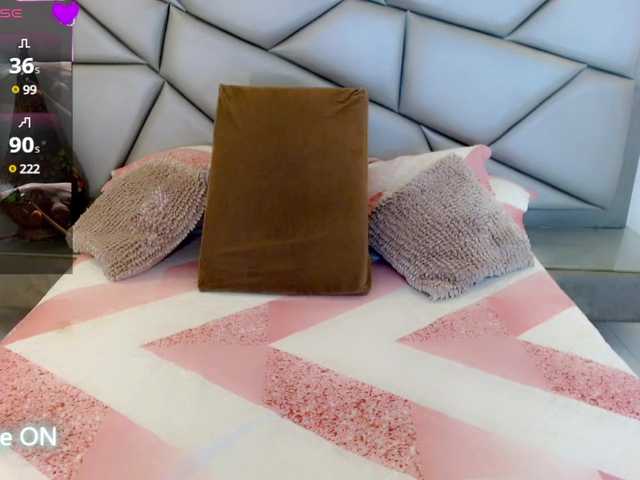 Live sex webcam photo for ThaylorSmith #290821744